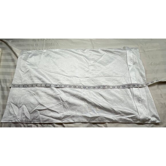 White Silk Pillowcase With Zipper Closure 66a - Picture 1 of 3